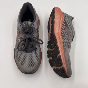 Brooks Women Adrenaline GTS 21 Women’s  Gray Running Shoes Size 9